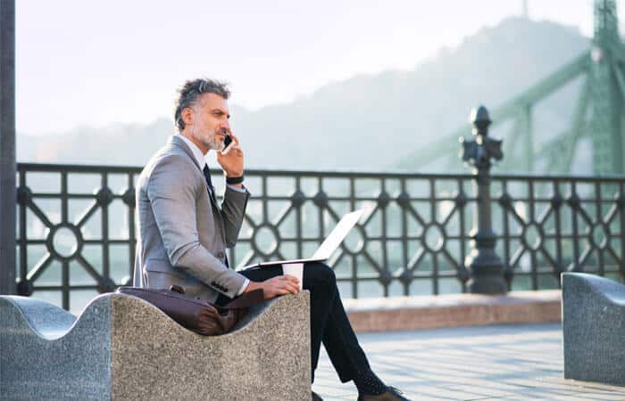 استفد من خلال الاستثمار بأموالك استفد من خلال الاستثمار بأمو